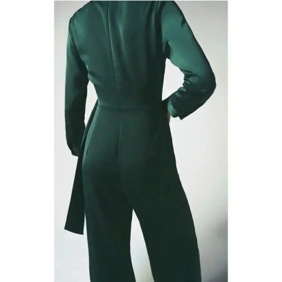 Elegant Green Jumpsuit - Picture 6 of 10